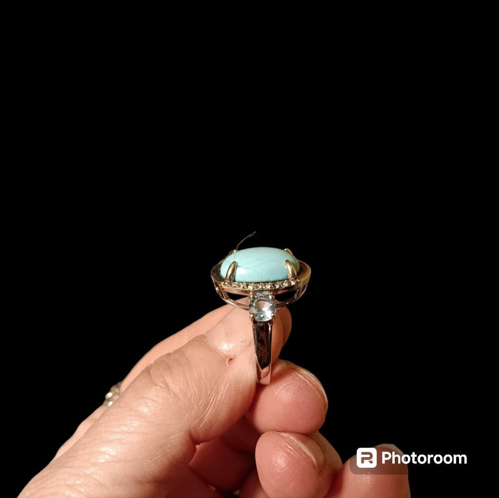 Turquoise and silver ring - Picture 2 of 4